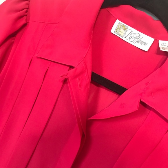 VINTAGE Red Blouse - Picture 5 of 8